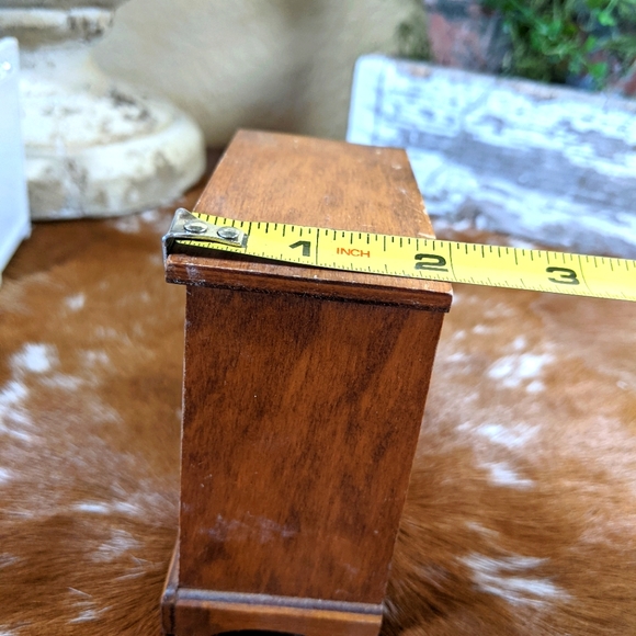 Vintage Dollhouse Furniture Baby Crib, Sofa, And Dresser Miniature Three Pieces - Picture 3 of 13